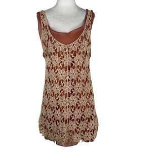 JOY JOY‎ LACE SCOOP NECK LINED TUNIC TOP